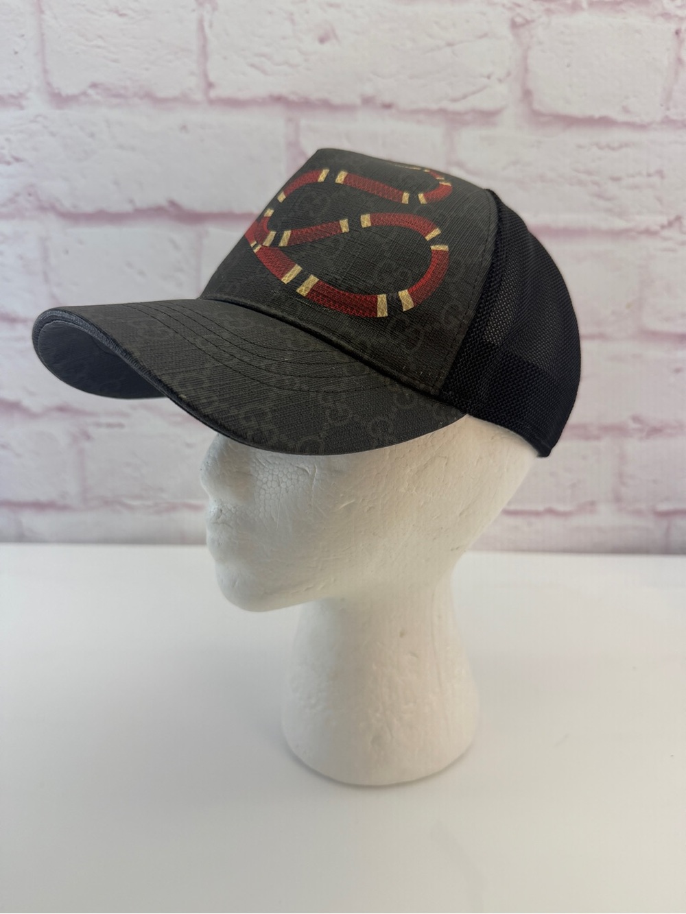 Gucci Supreme Kingsnake Black Mesh Baseball Cap Medium